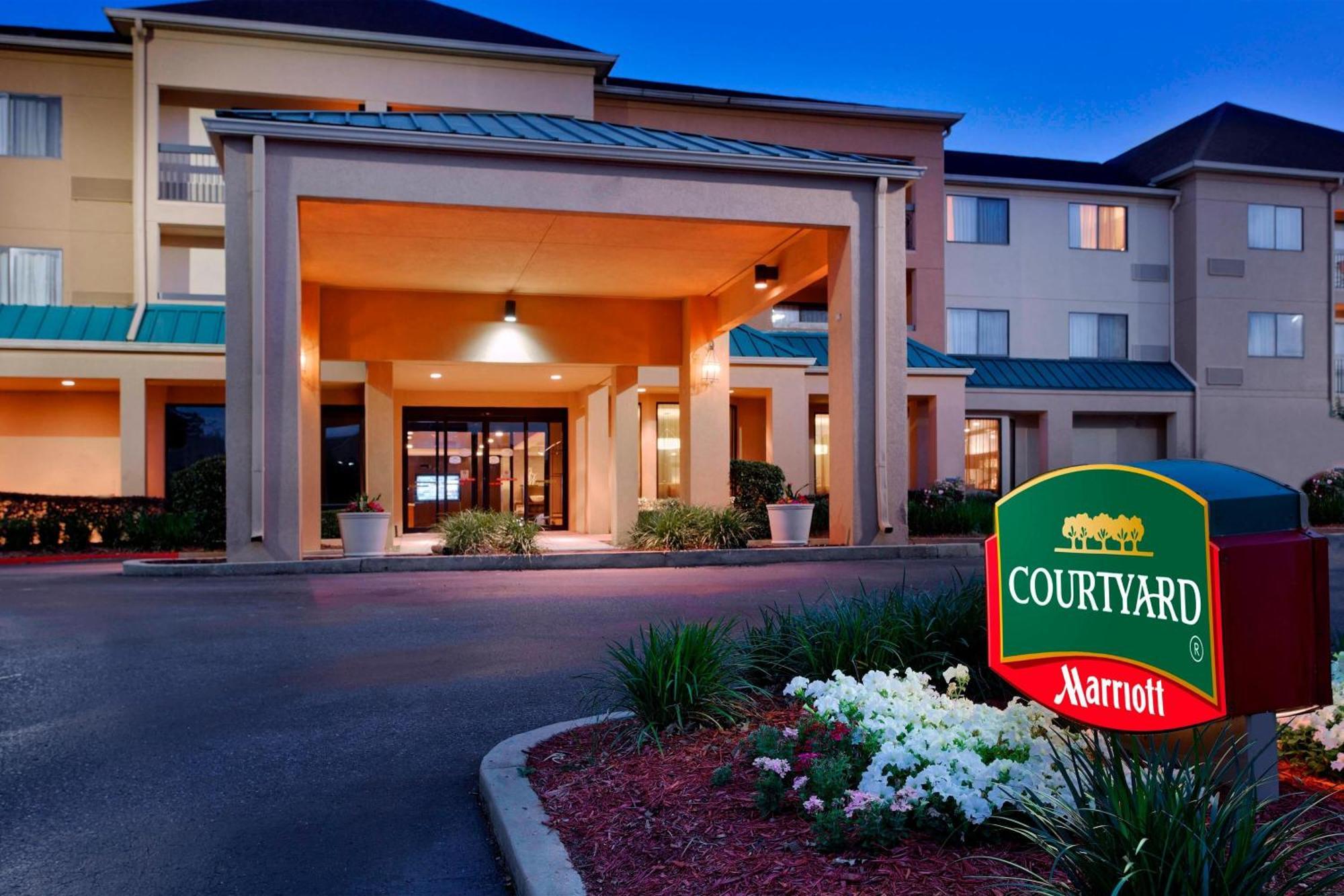 Hotel Courtyard Mobile Exterior foto